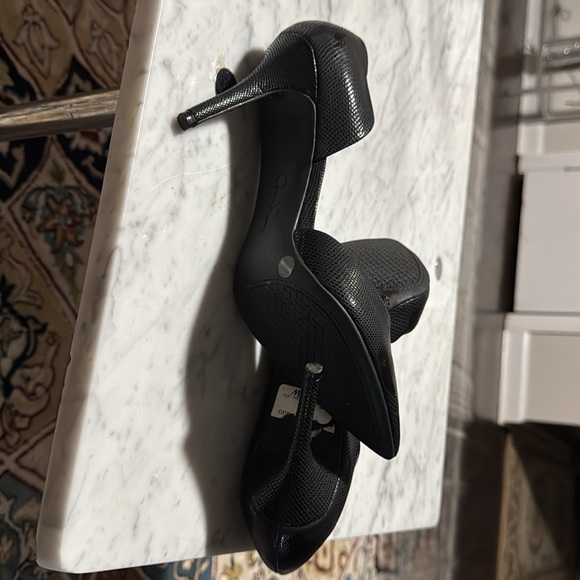 Another Jessica Simpson style, stunning black heels, size 9.5. - Picture 4 of 5